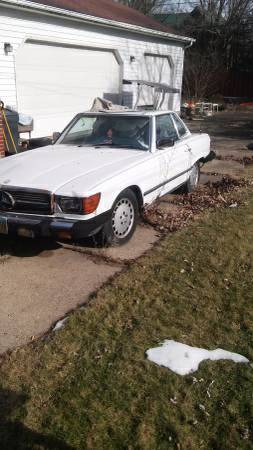 Illustration for article titled Anyone want a free Mercedes? (Pittsburgh)